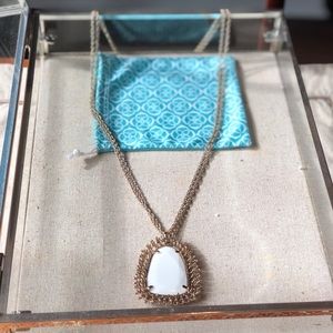 Kendra Scott Large Pendant Necklace